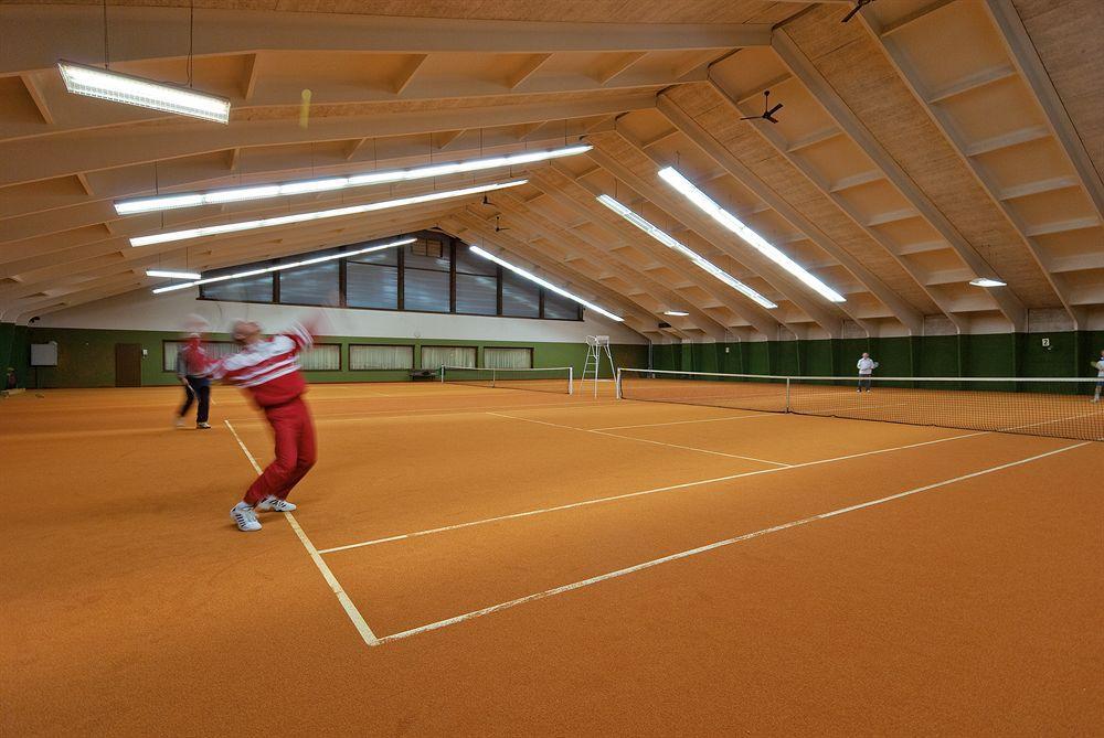 Vital & Sporthotel Brixen Бриксен-им-Тале Съоръжения снимка