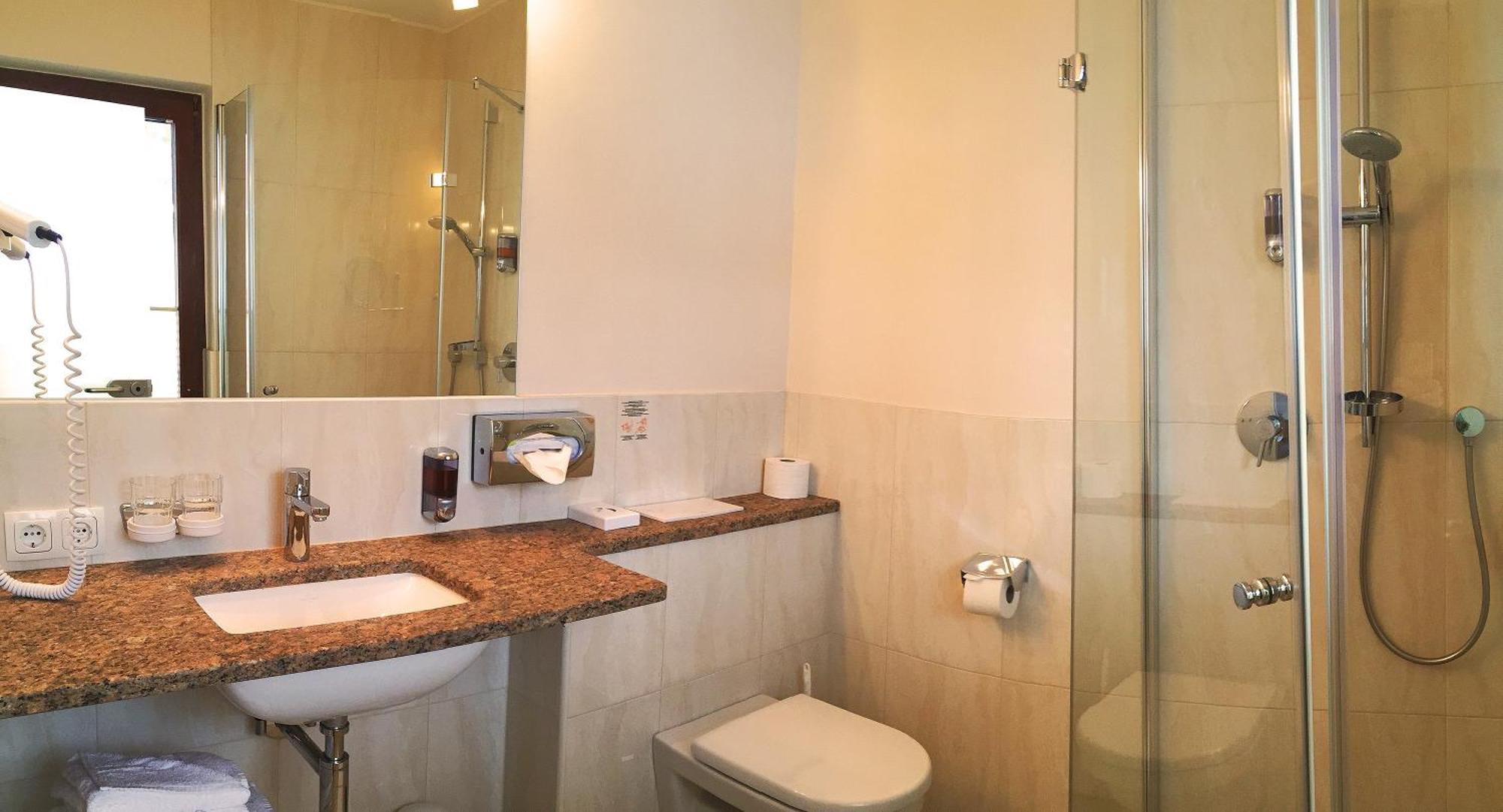 Vital & Sporthotel Brixen Бриксен-им-Тале Екстериор снимка