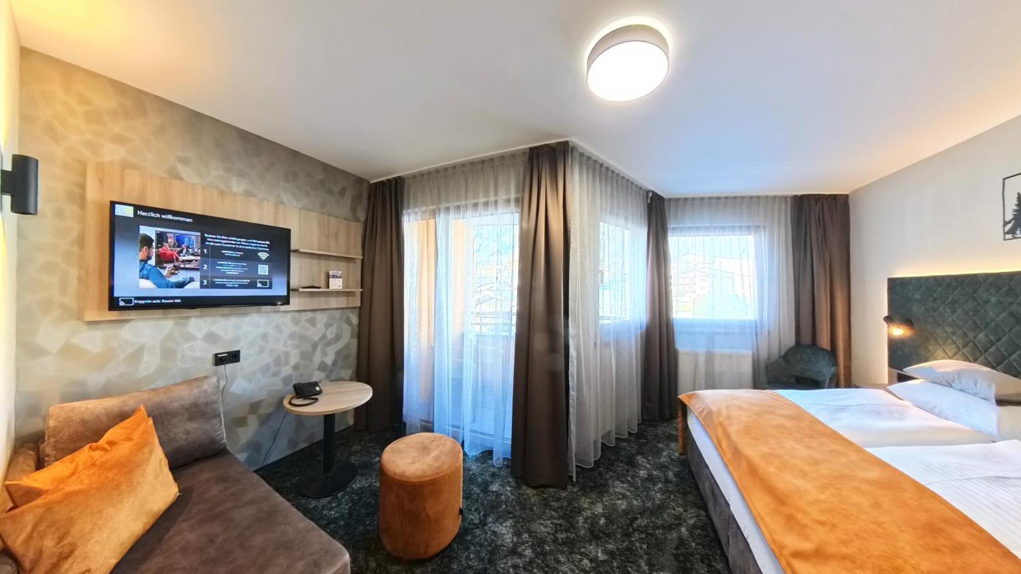 Vital & Sporthotel Brixen Бриксен-им-Тале Екстериор снимка