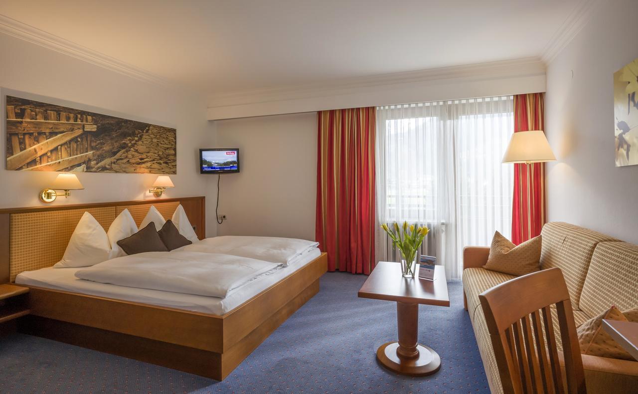 Vital & Sporthotel Brixen Бриксен-им-Тале Екстериор снимка