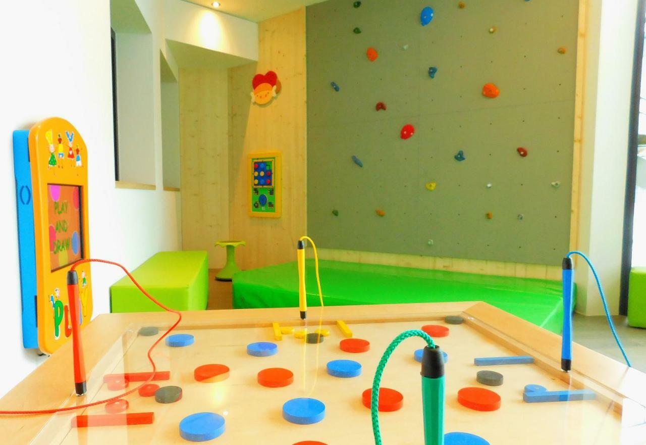 Vital & Sporthotel Brixen Бриксен-им-Тале Екстериор снимка